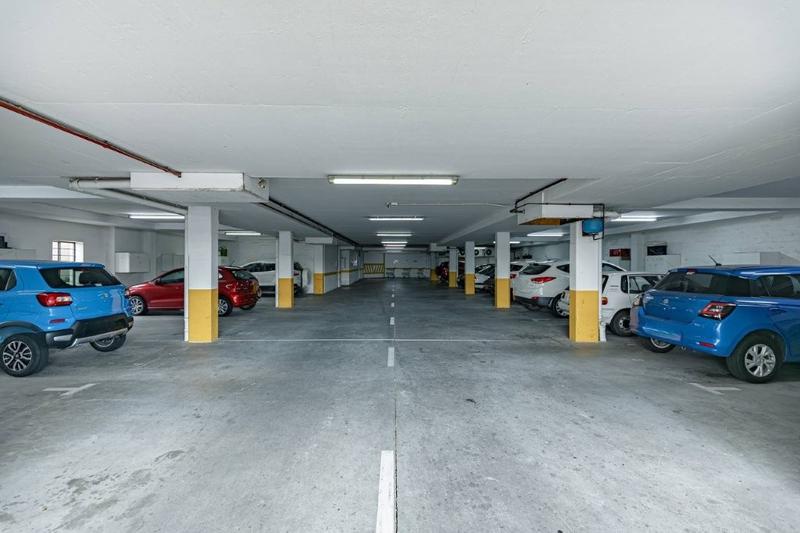 1 Bedroom Property for Sale in Bellair Western Cape